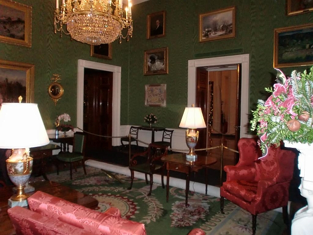 White House Christmas 2009 043.jpg
